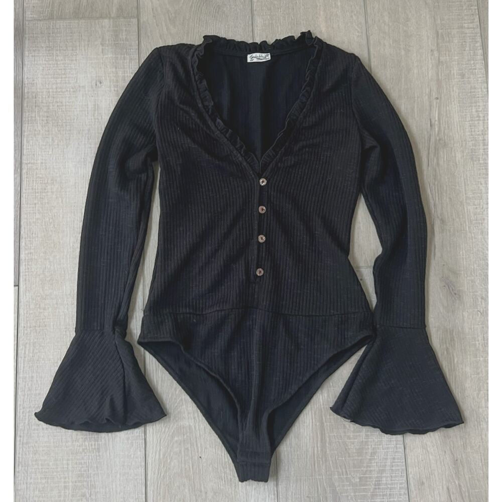 FREE PEOPLE INTMATELY BLACK JACKIE HENLEY RUFFLE BELL SLEEVE BODYSUIT TOP XS - Picture 3 of 7